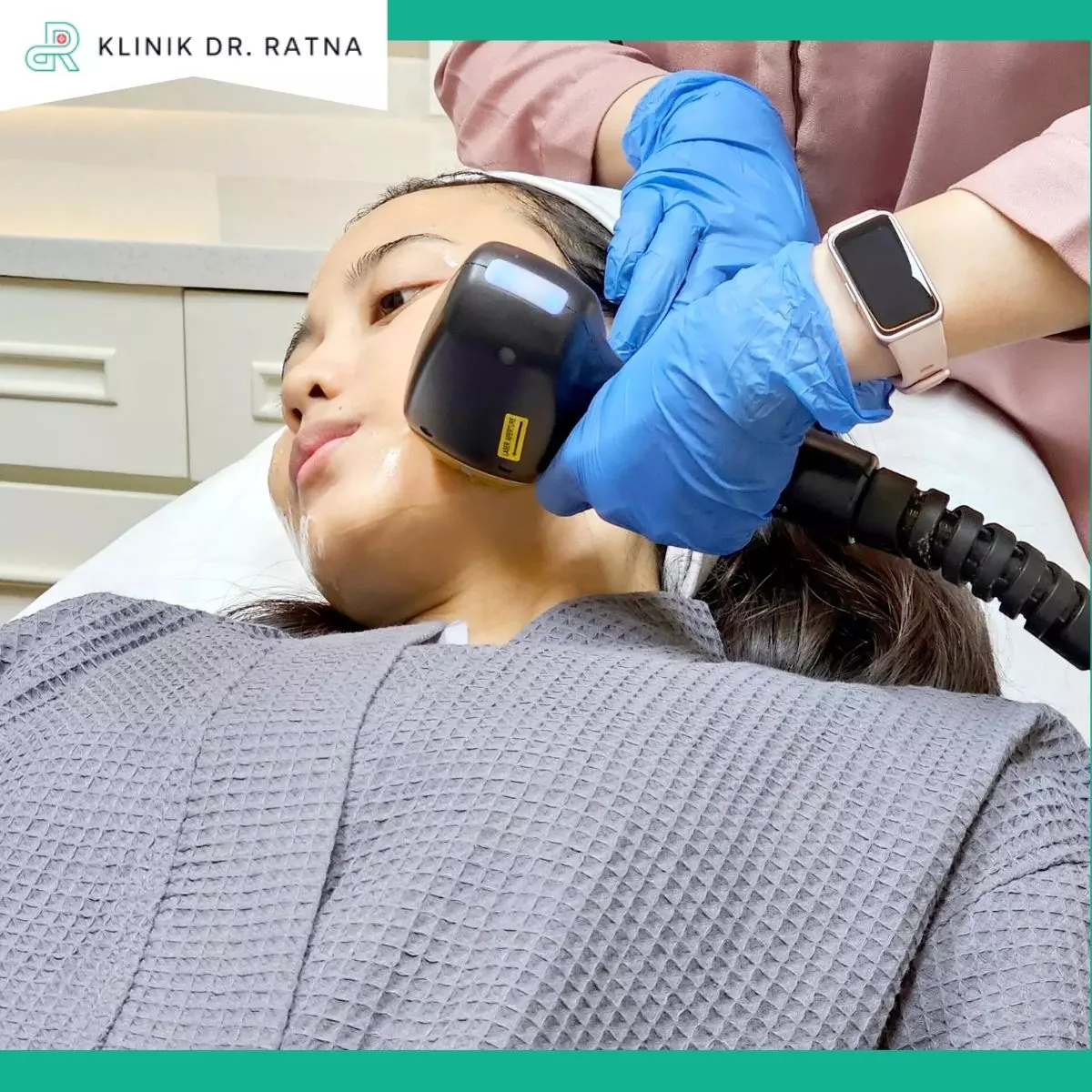 Titanium Lift Treatment di Klinik dr Ratna
